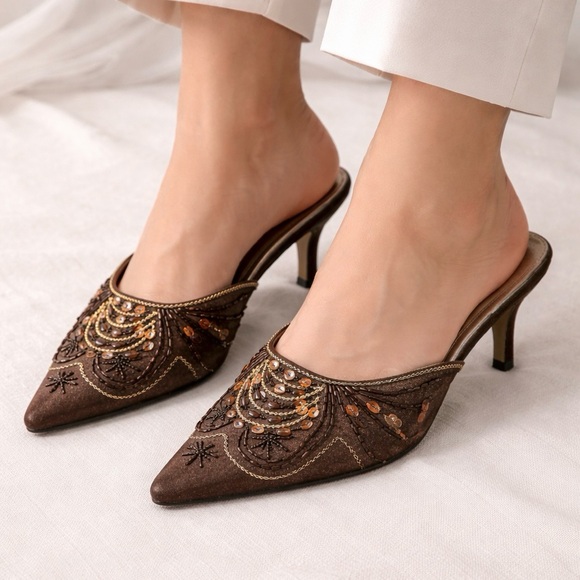 White Stag Shoes - WHITE STAG Bohemian Retro Brown Mules with Bronze & Gold Beaded Embroidery